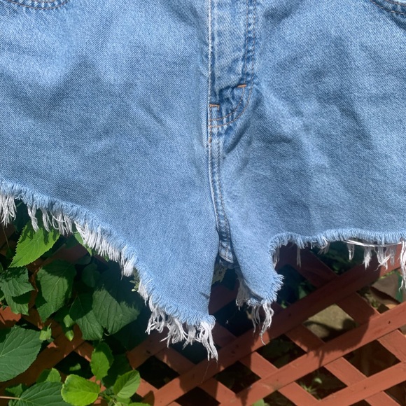 Vintage Denim Cut Off Shorts - Picture 3 of 3